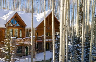 Photo 1 - Snowdrift Cabin by Avantstay Breathtaking Home w/ Prime Ski Access