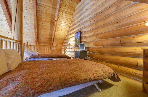 Foto 41 - Snowdrift Cabin by Avantstay Breathtaking Home w/ Prime Ski Access