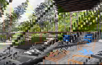 Foto 2 - Copperhead by Avantstay Treetop Haven w/ Indoor Pool, Home Theatre & Game Room!!