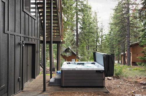 Photo 22 - Timberline by Avantstay Stunning Chalet Cabin w/ Hot Tub, Pool Table & Home Theater