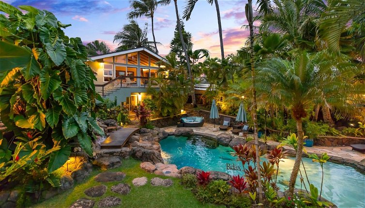 Photo 1 - Palione Papalani by Avantstay Steps From Kailua Beach w/ Private Pool & Hot Tub