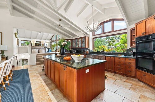 Photo 17 - Palione Papalani by Avantstay New $1.5m Remodel Steps From Kailua Beach w/ Private Pool & Hot Tub