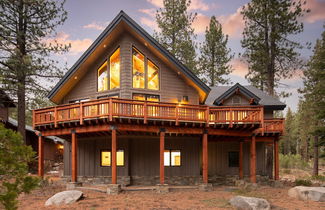 Foto 1 - Coyote Moon by Avantstay Cabin W/sauna Mins From DT Truckee & Northstar