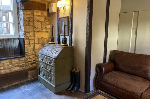 Photo 13 - Stunning 2 Bed Cotswold Cottage Winchcombe