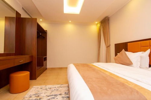 Photo 6 - Al Muteb Suites Al Murslat