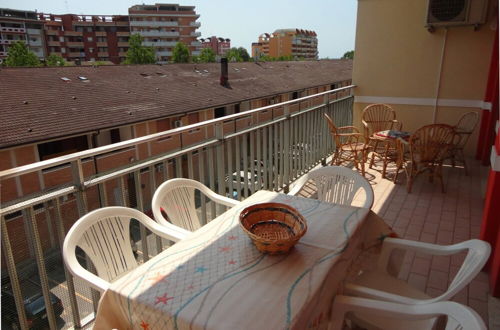 Photo 9 - Nice Flat by the Beach With Swimming Pool-beahost