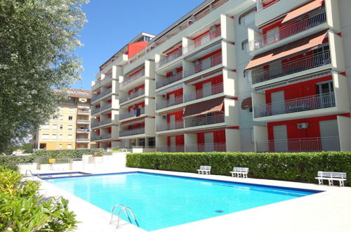 Foto 1 - Nice Flat by the Beach With Swimming Pool-beahost