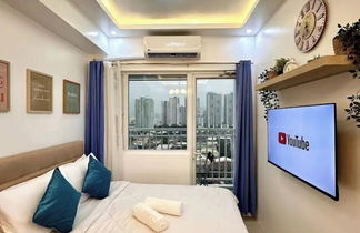 Photo 1 - Condo Unit With Balcony in Manila