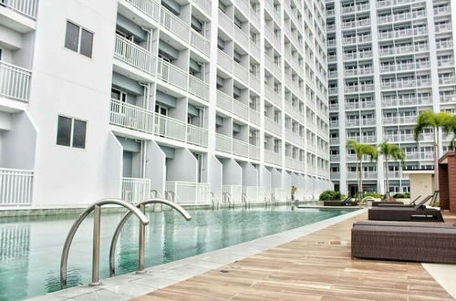 Photo 33 - Condo Unit With Balcony in Manila