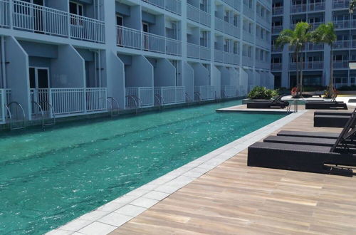 Photo 32 - Condo Unit With Balcony in Manila