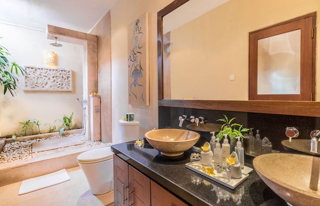Villa Seriska Seminyak Bali - Foto 63