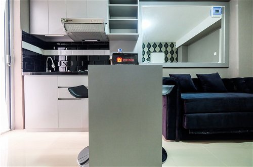 Photo 13 - Modern and Comfort 2BR Bassura City Apartment