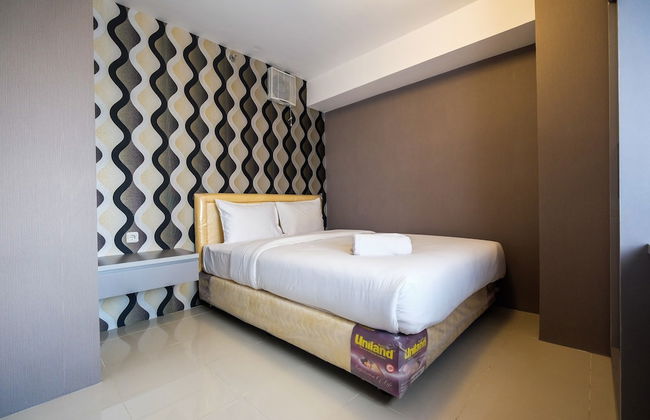 Modern and Comfort 2BR Bassura City Apartment - Foto 2