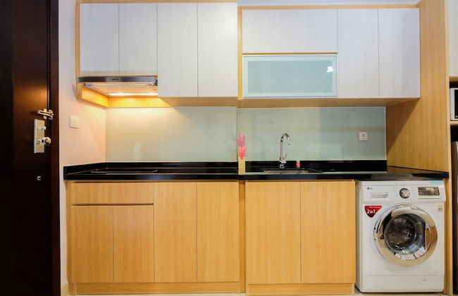 Comfortable Studio at Menteng Park Apartment - Foto 8