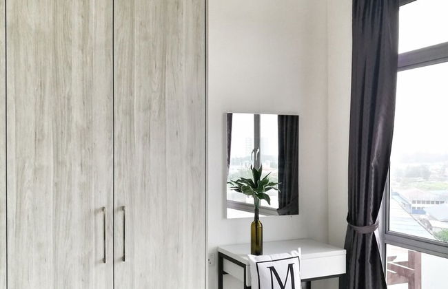 The Loft - Photo 19