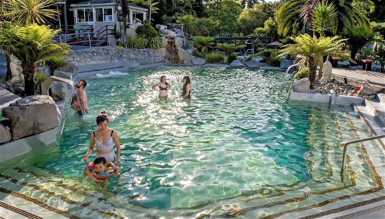 Foto 1 - Taupo DeBretts Spa Resort