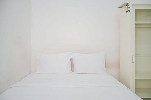 Photo 2 - Minimalist and Comfy Studio Apartment Aeropolis Residence
