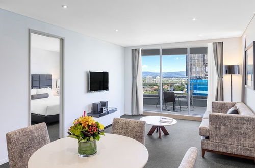 Photo 36 - Meriton Suites Broadbeach, Gold Coast