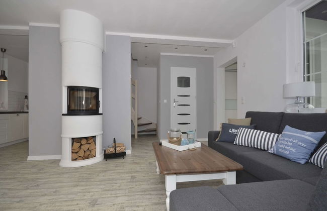 A Luxury Villa in a Seaside Village.living Room, 2 Bedrooms, 2 Bathrooms, Garden - Foto 8