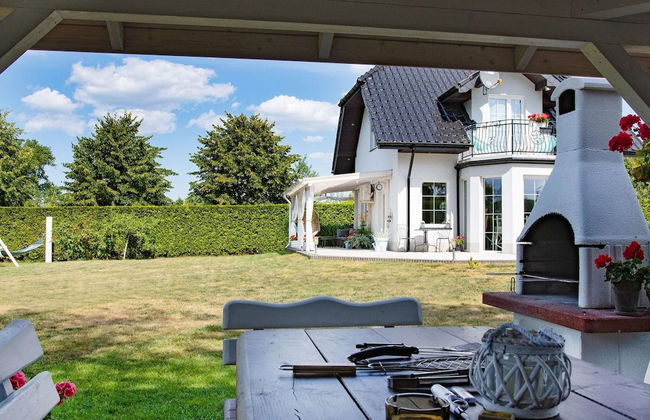 A Luxury Villa in a Seaside Village.living Room, 2 Bedrooms, 2 Bathrooms, Garden - Foto 13
