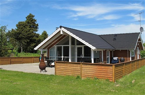 Photo 13 - 8 Person Holiday Home in Idestrup