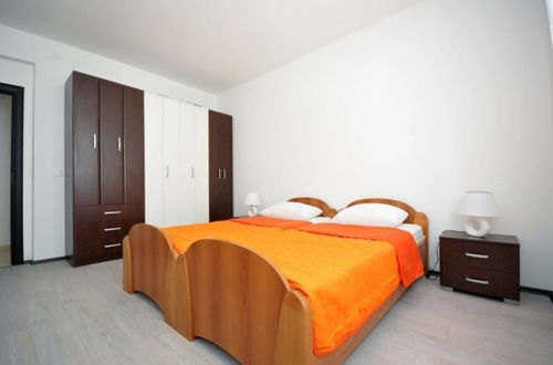 Photo 3 - One Bedroom Apartment Centar C9