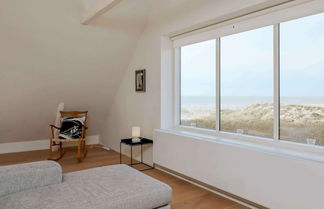 Photo 1 - 6 Person Holiday Home in Blavand