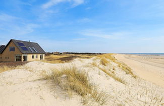 Photo 1 - 6 Person Holiday Home in Blavand