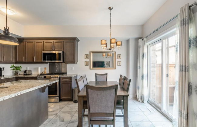 Modern Lakeshore 3BR 3BA TH Free Parking BBQ - Foto 20