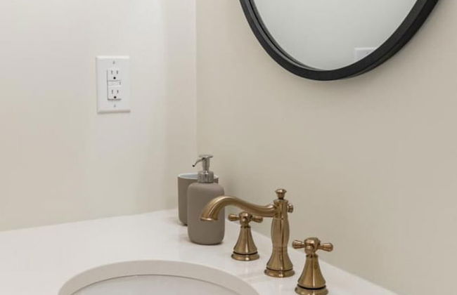 Presidential Suite - Photo 39