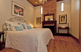 Photo 3 - Rose Cottage - Historic Luxury