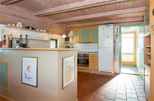 Foto 8 - 8 Person Holiday Home in Glesborg