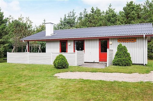Photo 8 - 6 Person Holiday Home in Blavand