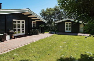 Photo 1 - Peaceful Holiday Home in Hemmet near Sea