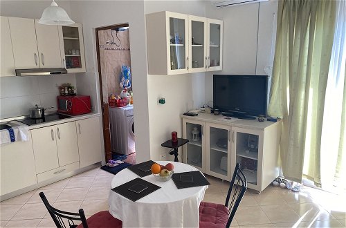 Foto 8 - Amazing 2-bed Apartment in Durres, Close to Beach