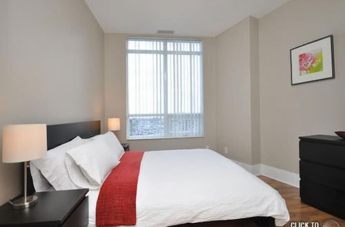 Photo 8 - WhiteHall Suites - Mississauga