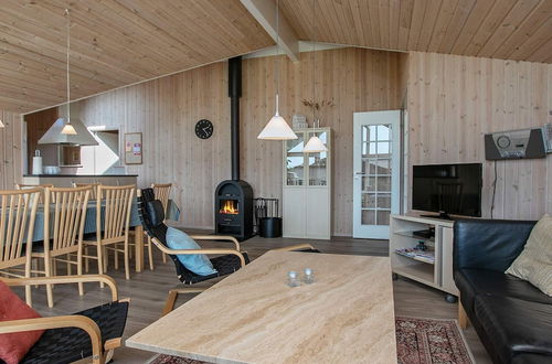 Photo 13 - 12 Person Holiday Home in Idestrup