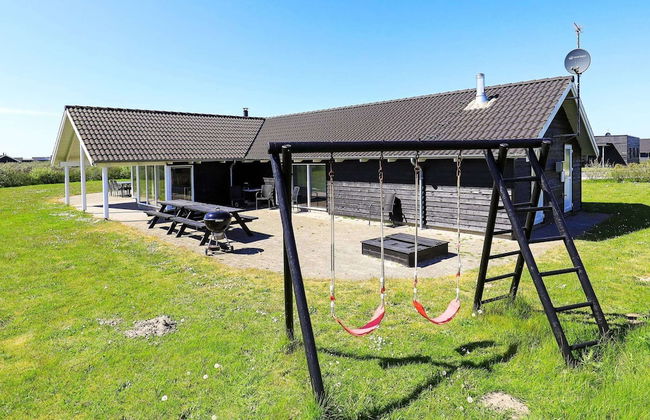 14 Person Holiday Home in Lokken - Foto 13