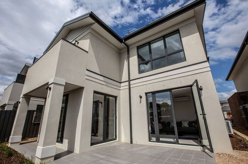 Photo 26 - Captivating Large 4br@narre Warren