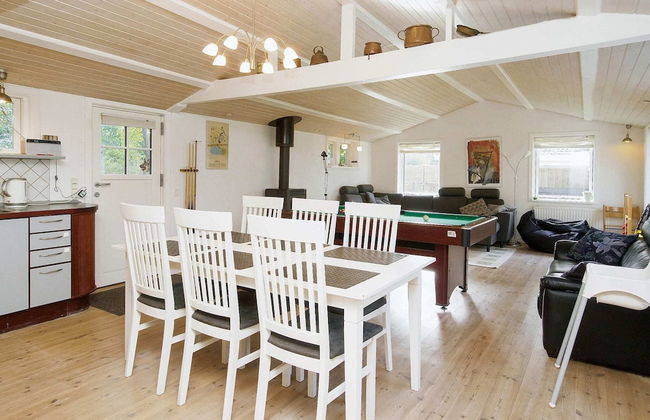 8 Person Holiday Home in Vejby - Foto 29