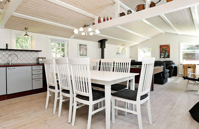 8 Person Holiday Home in Vejby - Foto 23