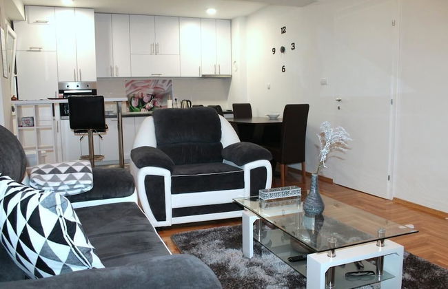 Apolon Apartments - Foto 18