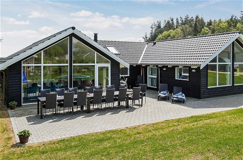Foto 1 - 14 Person Holiday Home in Glesborg
