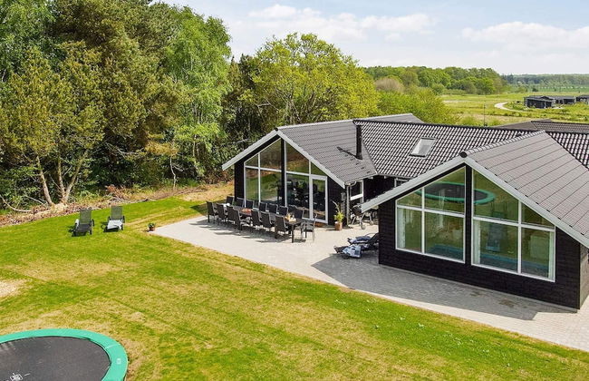 14 Person Holiday Home in Glesborg - Foto 23