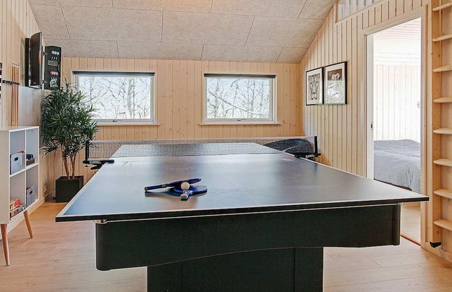 14 Person Holiday Home in Glesborg - Foto 13