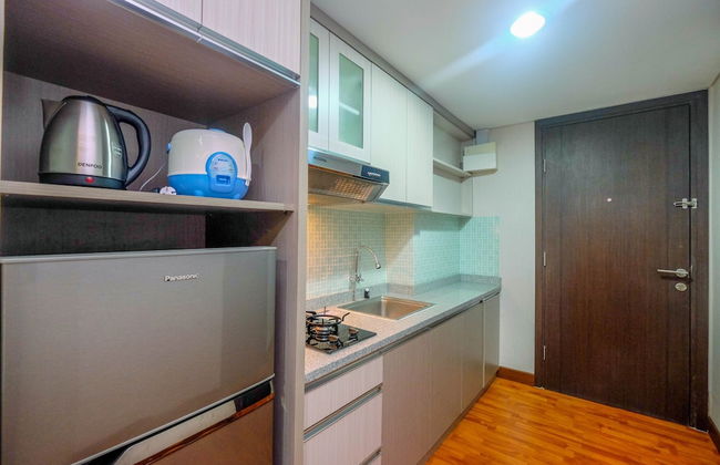 Cozy Studio Apartment at H Residence near MT Haryono - Foto 7