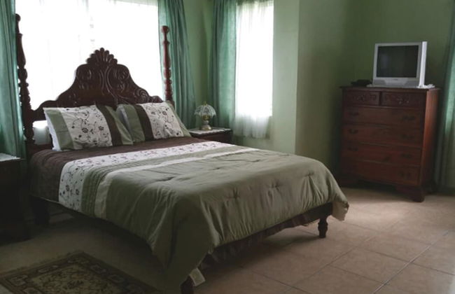 Beautiful 2-bed Apartment in Sunny Jamaica - Foto 4