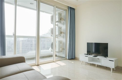 Foto 21 - Premium Best Choice 2Br With Private Lift At Menteng Park Apartment