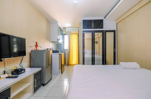 Foto 4 - Wonderful Studio at Kebagusan City Apartment