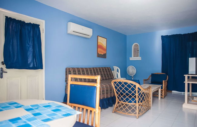Point Village Studios and Suites - Foto 18